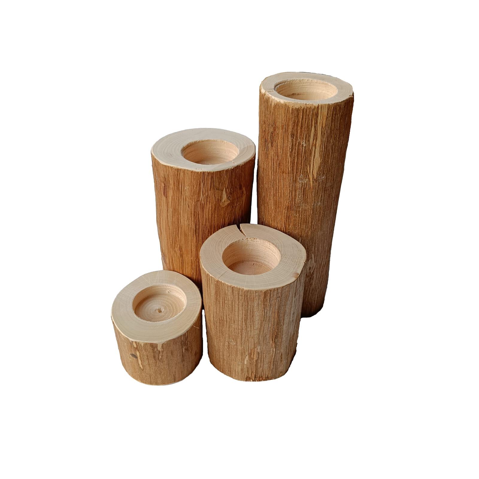 Teelichthalter rund aus Haselnuss